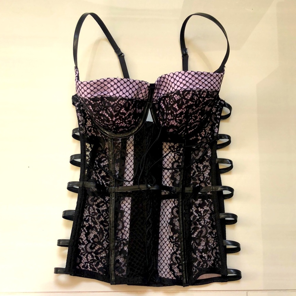 NWOT VICTORIA’S SECRET LACE CAGE CORSET BUSTIER 34C